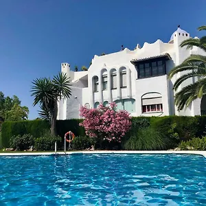 Bright 300m From The , Sitio de Calahonda Spain